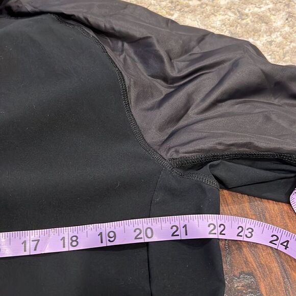 Cuore
cycling running light weight hoodie jacket GUC size L black lime green - Picture 2 of 8